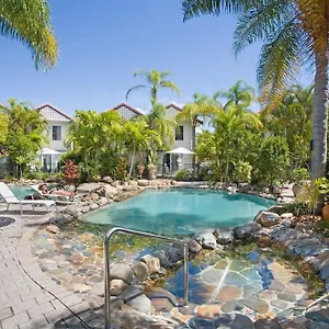 Skippers Cove Waterfront Aparthotel Noosaville